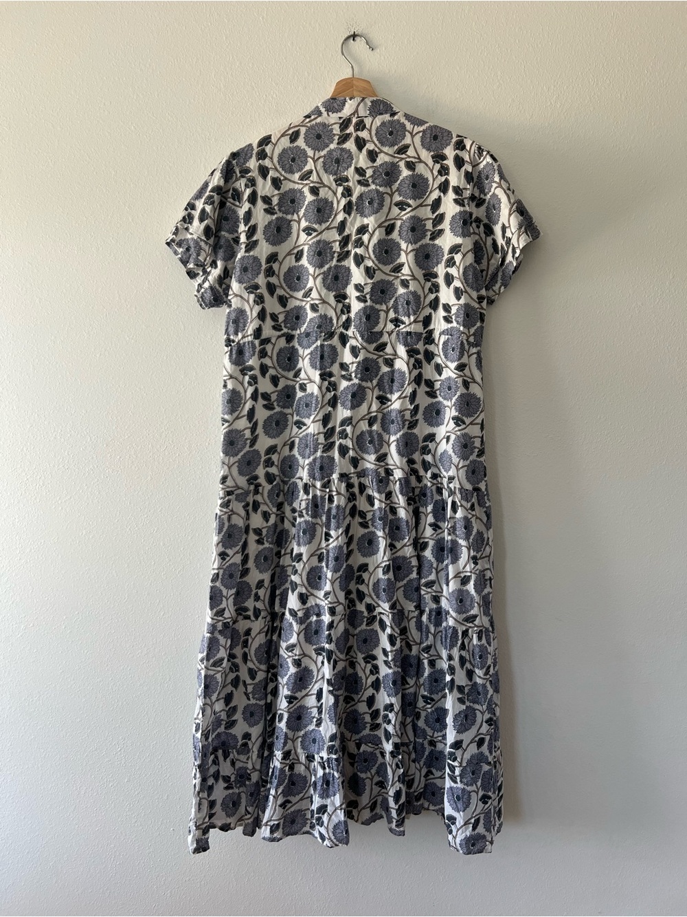 VICTORIA DUNN | Floral Tiered Maxi Dress | L - Picture 3 of 3